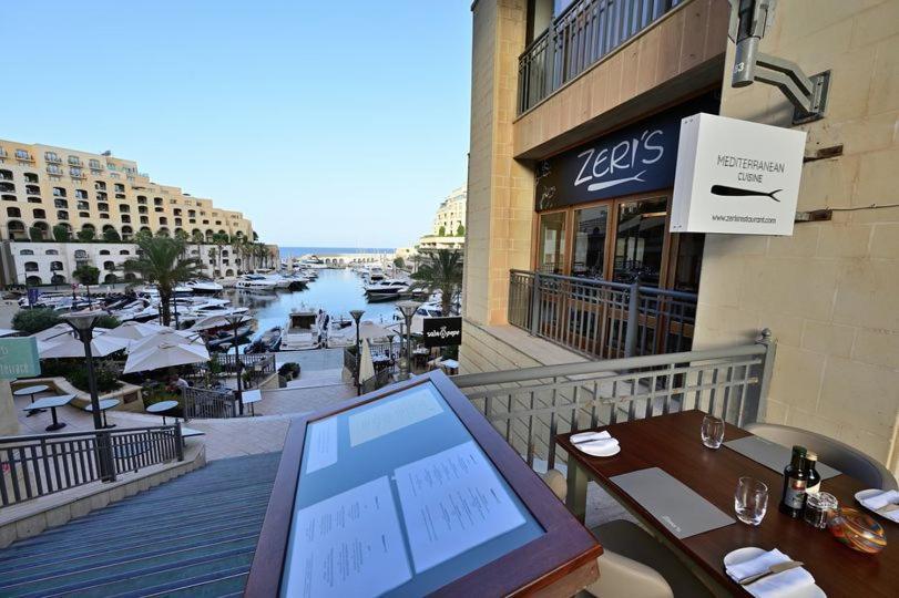 Duplex 2 Bedroom In Portomaso St Julians 公寓 *